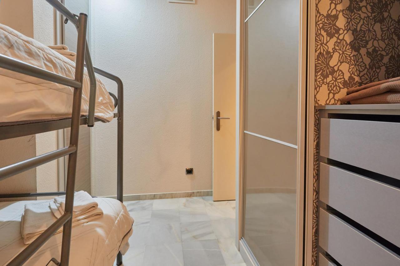 Two Bedrooms Leonor Davalos Seville Exterior photo